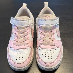 Nike Kids Sneakers in Pink and White